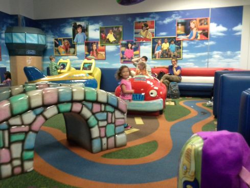 the kid play area at Dallas Fort Worth airport is awesome!!!
