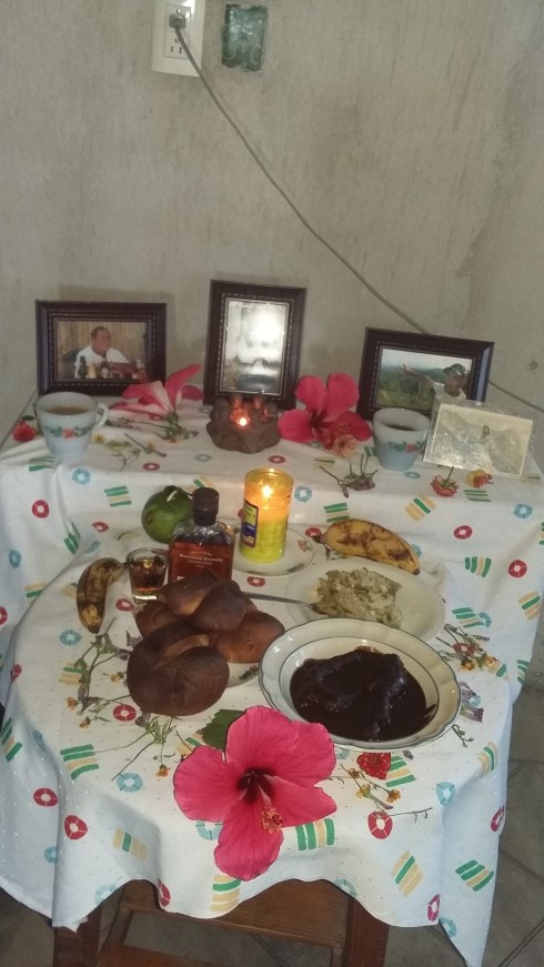 Our first Palacios-Satterlee altar. Pure love! 